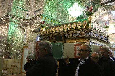 تشییع پیکر مطهر ۵ شهید جنگ تحمیلی آمریکایی صهیونیستی در شیراز