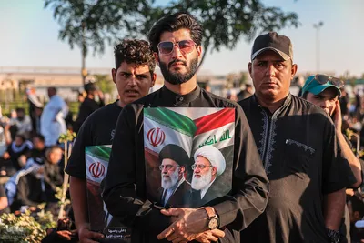 تشییع پیکر مطهر رهبر شهید در نجف اشرف