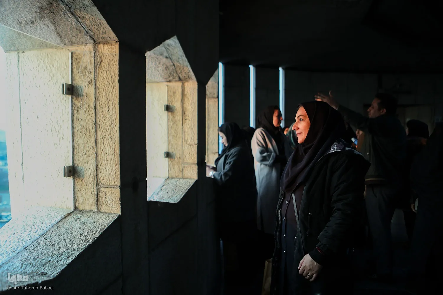 Scholar Rejects Both Feminist and Traditionalist Models, Advocates for Socially Aware Muslim Women