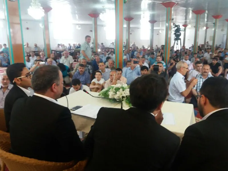 Les lecteurs iraniens au Hosseinieh d’Istanbul