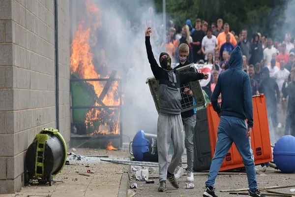 La montée de la violence raciste fait peur aux musulmans britanniques