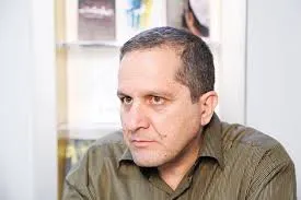 اسماعیل امینی دبیر جشنواره شعر فجر شد
