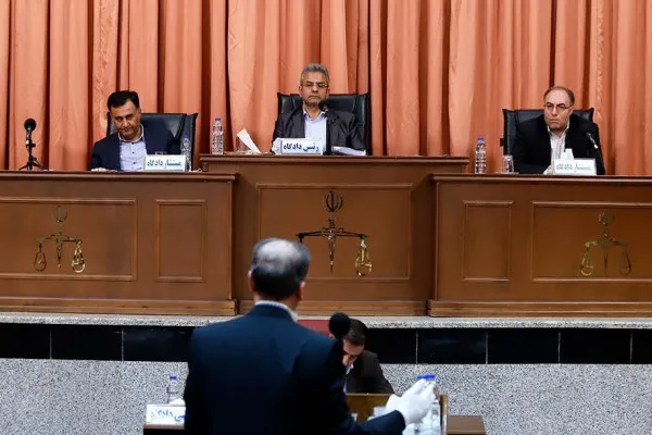 اولین جلسه علنی رسیدگی به پرونده شرکت عظیم خودرو برگزار شد