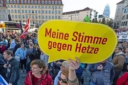 Dresden setzt Zeichen für Weltoffenheit – Protest gegen Pegida