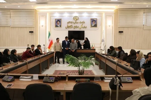 مراسم گرامیداشت روز معلم در اردبیل برگزار شد