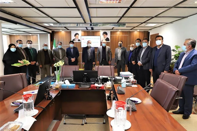 نماد مدافعان سلامت در شیراز نصب می‌شود