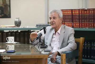 دکتر اصغر دادبه