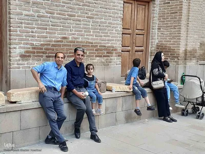 مراسم سنتی نیت کردن و توسل بر امام حسین(ع) با گندم شماری و نذر گندم در اهر