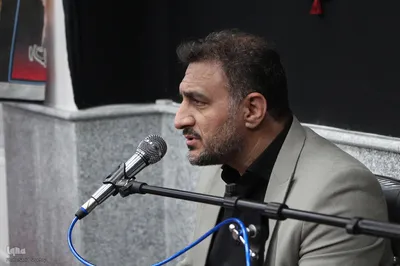 مراسم سوم امام شهید در ملایر