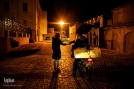 کرونا از شیراز می‌رود، مهربانی می‌ماند