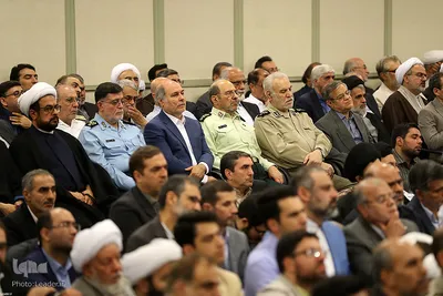 دیدار مسئولان نظام و سفرای کشورهای اسلامی با رهبر انقلاب