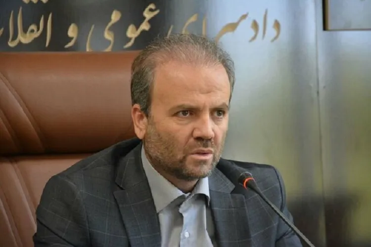 تذکر دادستان کرمانشاه به مسئولان فرهنگی برای کتاب‌گردانی دختران