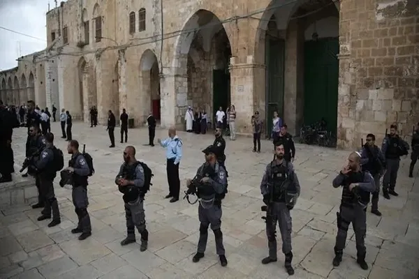 أوقاف القدس ترفض قرار الاحتلال بإغلاق مصلى 