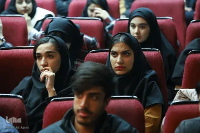 دور نیمه‌نهایی مسابقات ملی مناظره دانشجویان در اصفهان