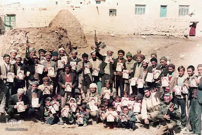 ۸سال حماسه/ اعزام نیروهای داوطلب به جبهه ها