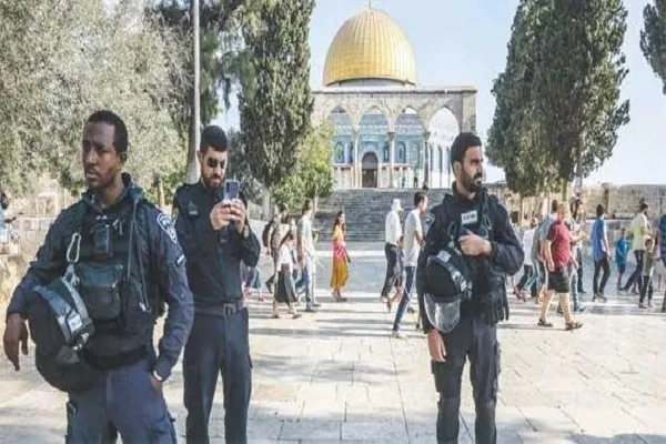 مستوطنون يقتحمون المسجد الأقصى في ثالث أيام عيد العرش