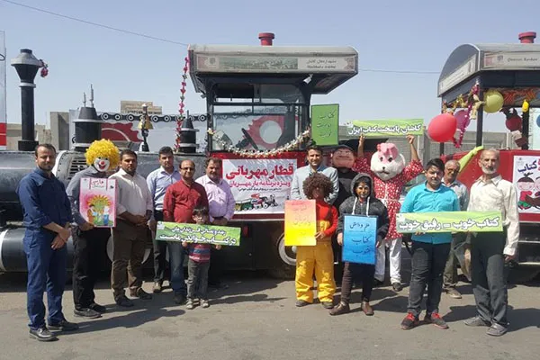 سوت قطار مهربانی در کاشان طنین‌انداز شد