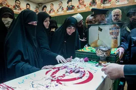 حضور خادمان بارگاه امام علی بن موسی الرضا در معراج الشهدا سپاه