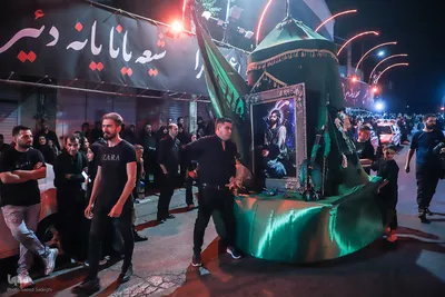 عزاداری مردم تبریز در شب تاسوعای حسینی