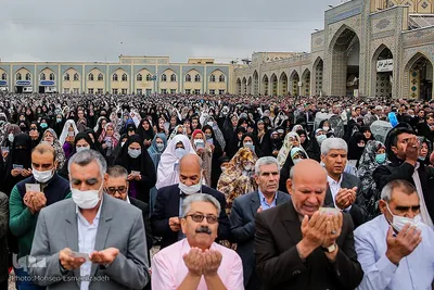 اقامه نماز عید فطر در حرم مطهر رضوی‎
