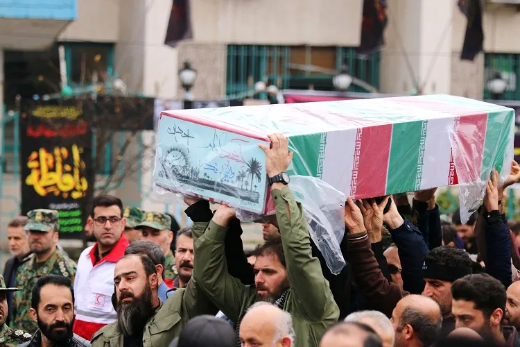 تشییع پیکر شهید گمنام در رشت