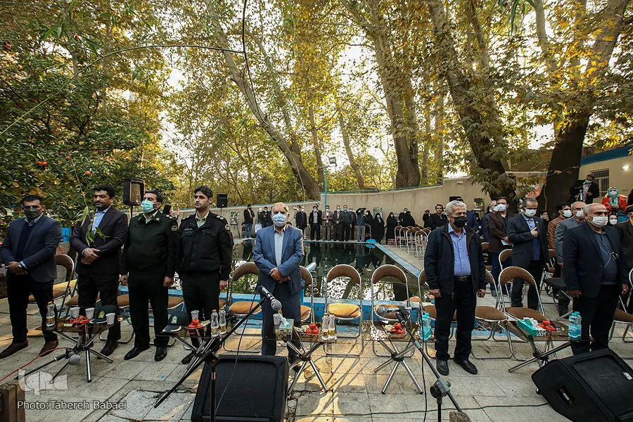 إقامة مهرجان لفاكهة 