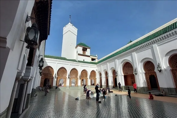 جامع الأندلس بالمغرب.. تراث معماري يزداد بهاء في رمضان