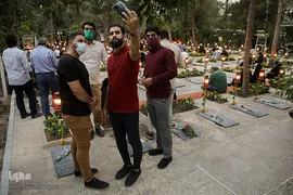 زیارت گلزار شهدا تهران
