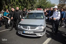مراسم تشییع جنازه عزت الله انتظامی