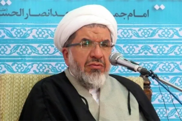 تحریف آیین رحمانی اسلام و استبداد، ستم به پیامبر(ص) است