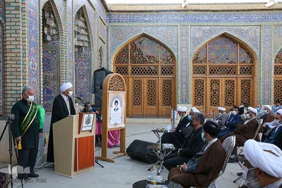 محفل انس با قران در مسجد نصیرالملک‎