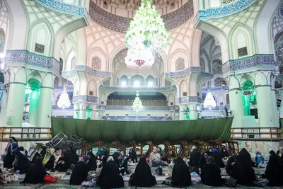 توزیع افطاری در شب میلاد امام حسن مجتبی(ع)
