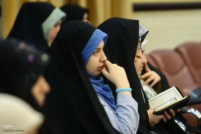 تجلیل از مادر دختران حافظ کل در مؤسسه مهد قرآن