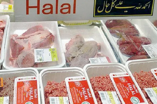 إدراج الأغذية الحلال في طعام الطلاب الروس