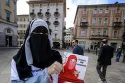 Suisse : des femmes juives et catholiques défendent le port de la burqua