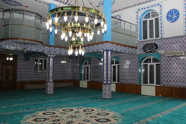 Yenidoğan Camii ibadete açıldı