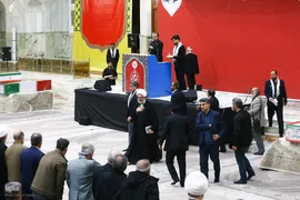 نماز جمعه تهران در مرقد امام خمینی(ره)