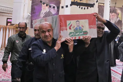 وداع با ۱۲ شهید جنگ رمضان استان فارس در حرم شاهچراغ(ع)