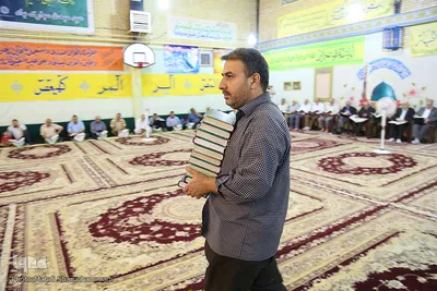  آیین جزء خواني قرآن کریم عربهای مقیم دولت آباد ری