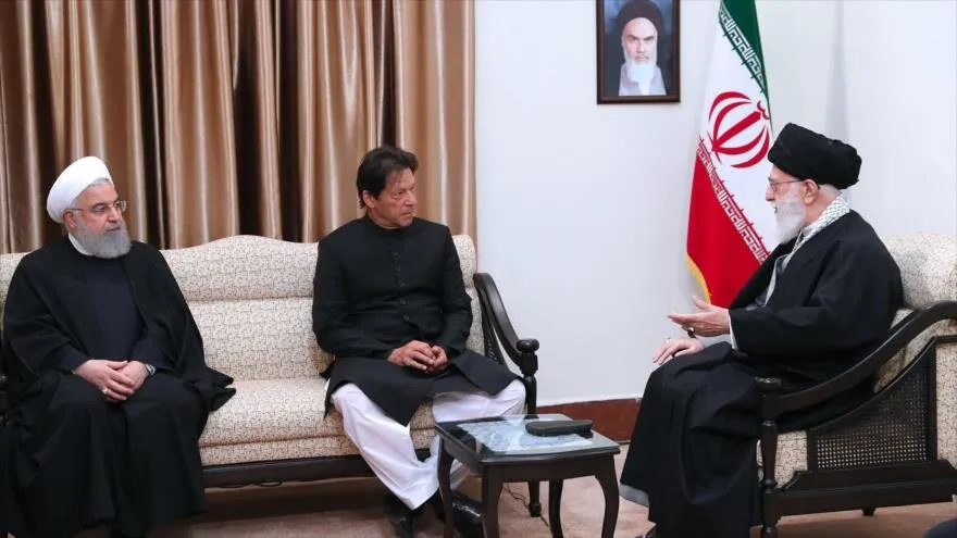 Incontro de Ayatolla Jamenei con el primer ministro pakistan