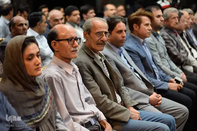 رونمایی از تندیس جهان پهلوان تختی در اصفهان
