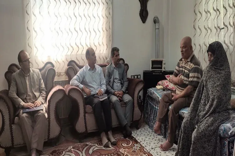 پدران و مادران شهدا برکات نظام اسلامی هستند