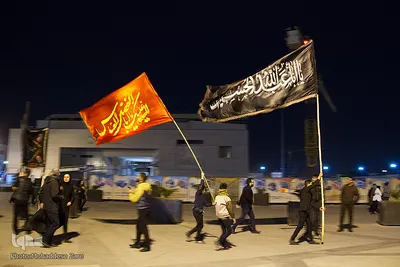 هیئت جوانان علی اصغر (ع)  هرساله با تدارک گهواره و پرچم و علم و دسته های سینه زنی هیئت به طرف حرم امام رضا(ع) مشرف می‌شوند.