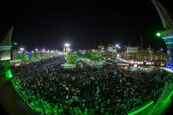 خیل عظیم زائران کربلا در شب ولادت امام زمان(عج) + عکس