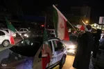 تجمع شبانه مردم شیراز در سوگ رهبر شهید