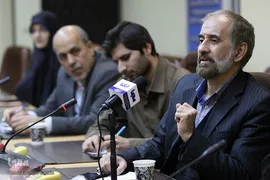 نشست ظهر دلنشین استاد ابوالفضل بهرام‌پور

