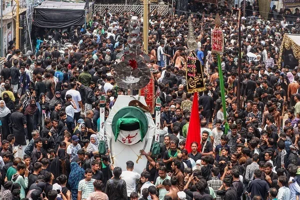 Hindular ve İmam Hüseyin (a.s) anısına yazdıkları mersiyeler