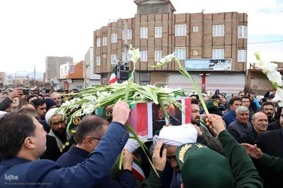 مراسم تشییع و تدفین شهید "احسان غمی تازه کندی" اولین شهید اهری جنگ رمضان در اهر