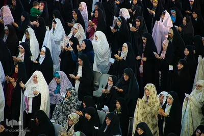 اقامه نماز عید فطر در مصلای اصفهان