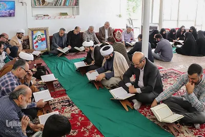 برگزاری کرسی تلاوت قرآن در منزل شهید ملایر‎